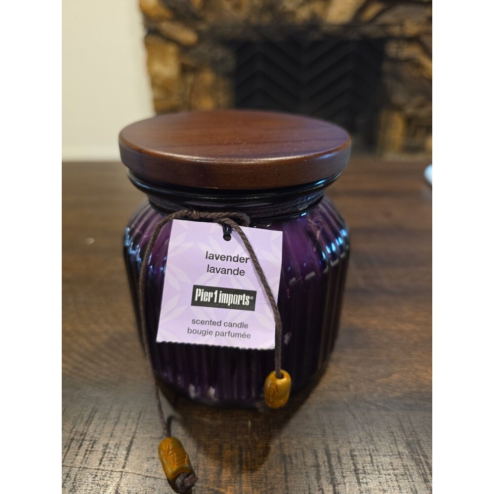 Pier 1 Imports Lavender Candle 2 Wick 17.9 oz Glass Jar